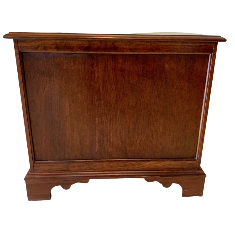 Pennsylvania House Blockfront Three Drawer Solid Cherry Nightstand Side Accent Table