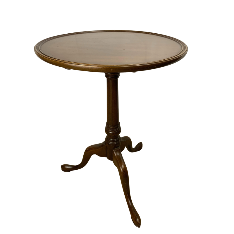 Kittinger Colonial Williamsburg Round Mahogany Occasional Accent Table