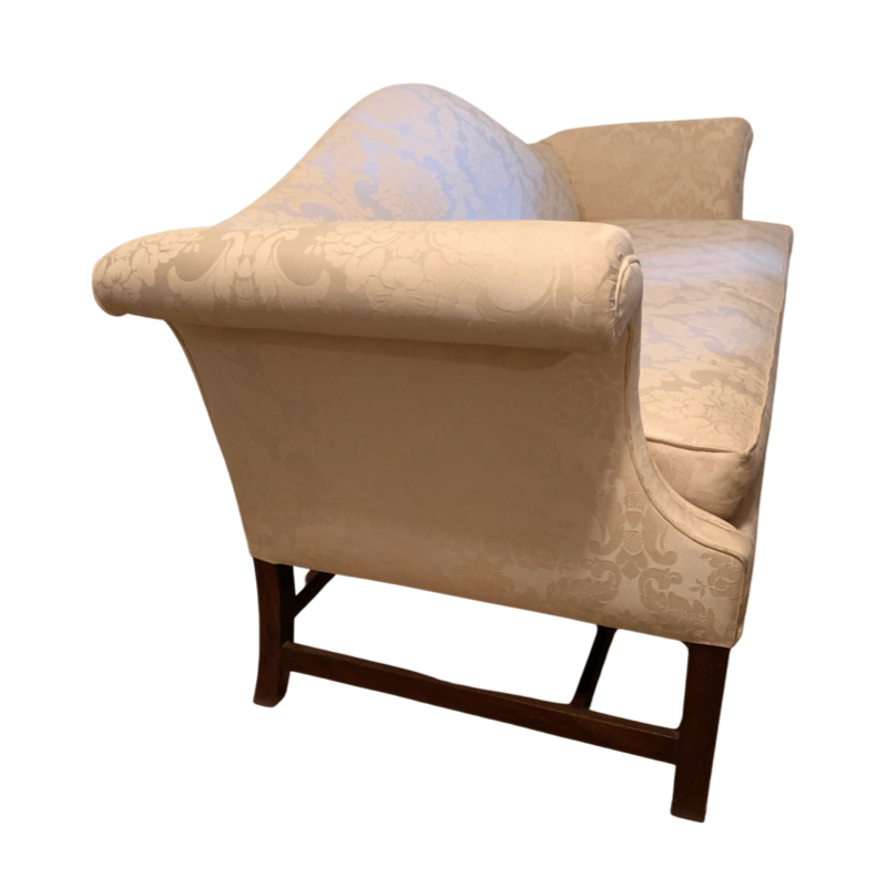 Kittinger Colonial Williamsburg White Damask Camelback Mahogany Sofa