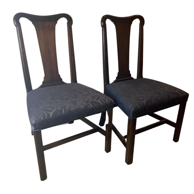 Kittinger Colonial Williamsburg Adaptation Pair of Mahogany Chairs