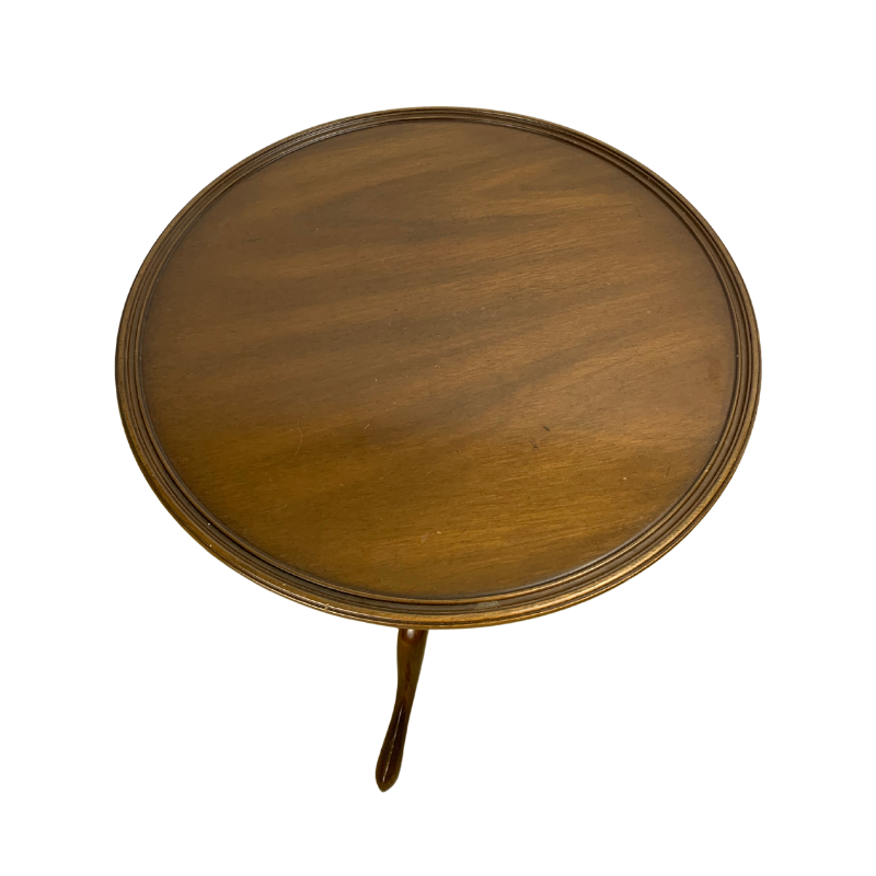 Kittinger Colonial Williamsburg Round Mahogany Occasional Accent Table